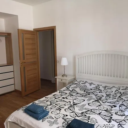 Nicoise.3p. 5 Min De La