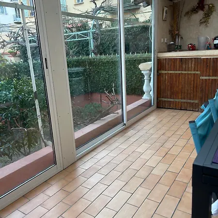 Nicoise.3p. 5 Min De La