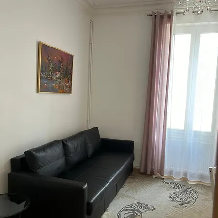 Nicoise.3p. 5 Min De La *